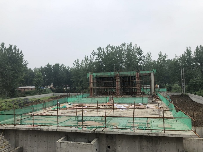 于集镇污水处理厂MBR组合池封顶图片.jpg